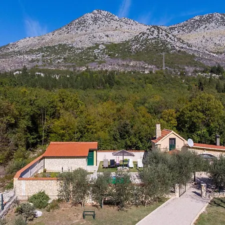 Stunning In Holiday home *