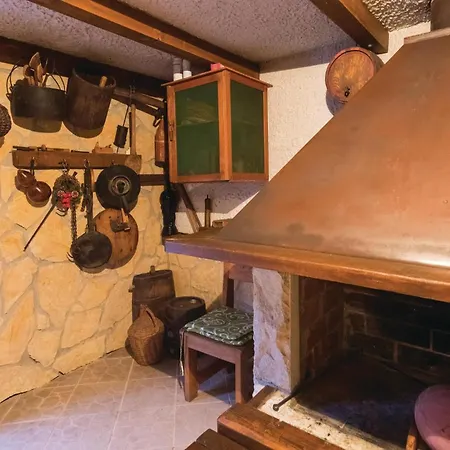 Vikendica Lovely In Desne With Kitchen *